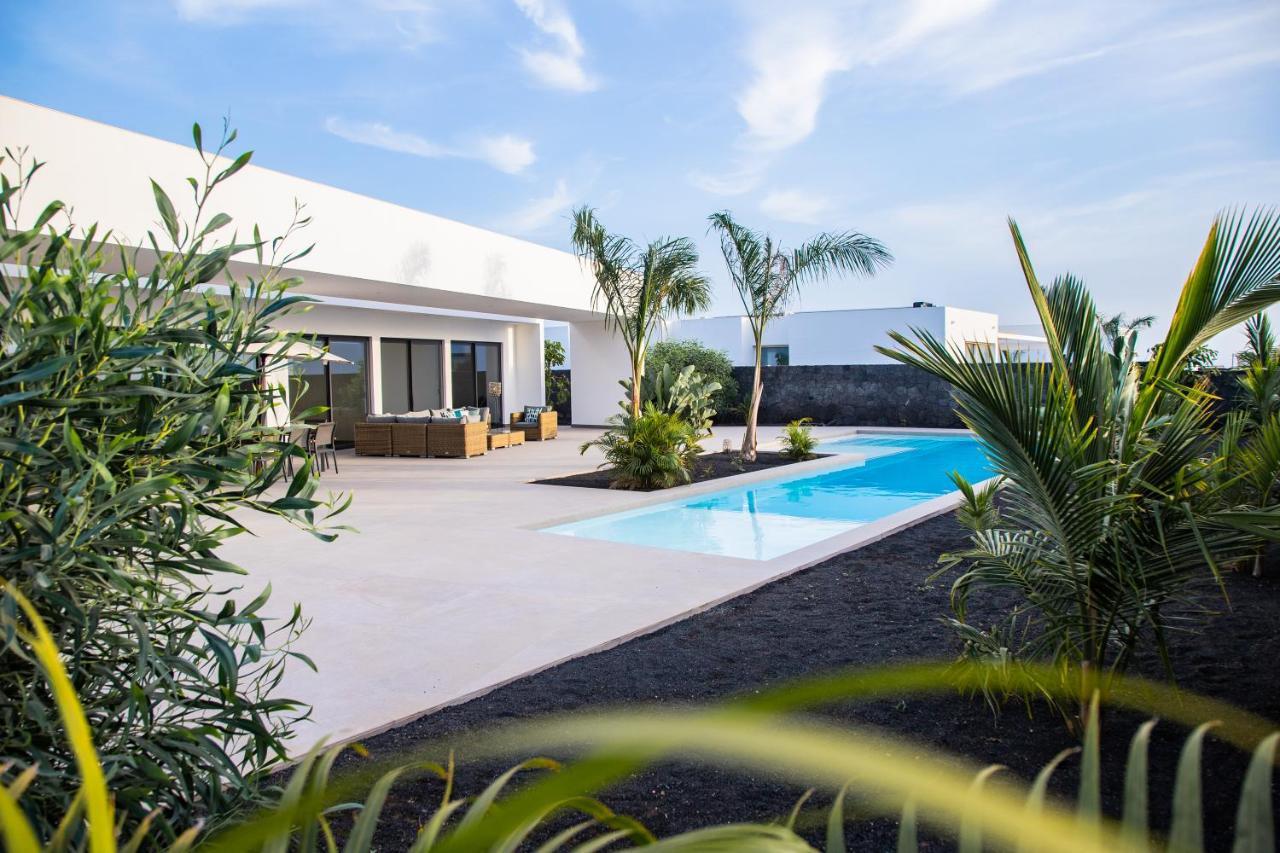 Villa Macan Teguise  Extérieur photo